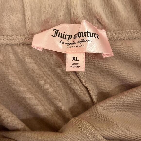 NWOT Set of Y2K Juicy Couture Velour Cheeky Sweat Shorts Sz XL - Picture 4 of 6